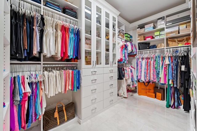 9243 Coral Isles Circle, Palm Beach Gardens, FL 33412