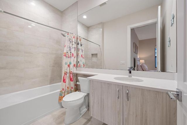 9243 Coral Isles Circle, Palm Beach Gardens, FL 33412