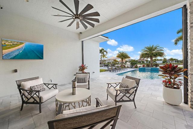 9243 Coral Isles Circle, Palm Beach Gardens, FL 33412