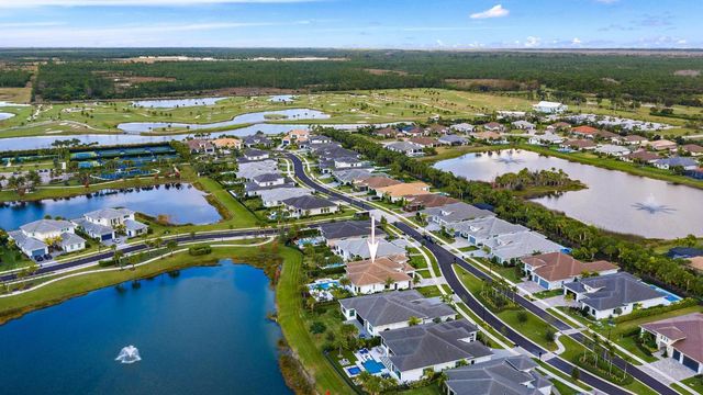 9243 Coral Isles Circle, Palm Beach Gardens, FL 33412