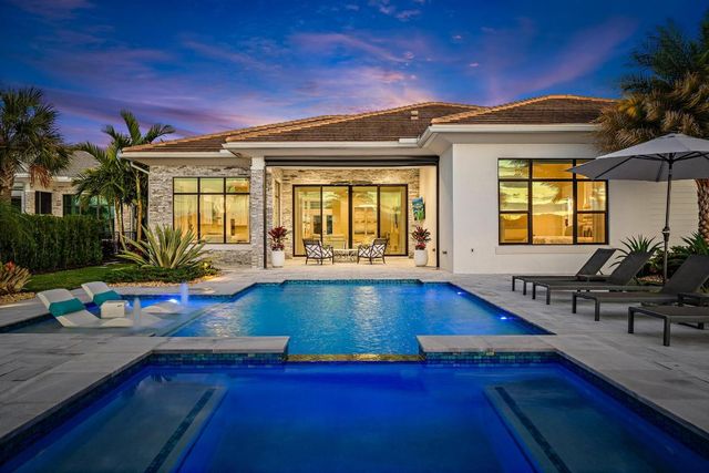 9243 Coral Isles Circle, Palm Beach Gardens, FL 33412