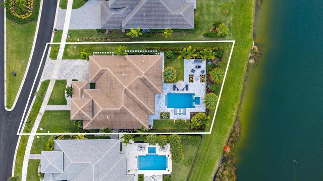9243 Coral Isles Circle, Palm Beach Gardens, FL 33412