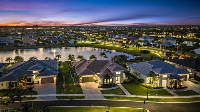 9243 Coral Isles Circle, Palm Beach Gardens, FL 33412