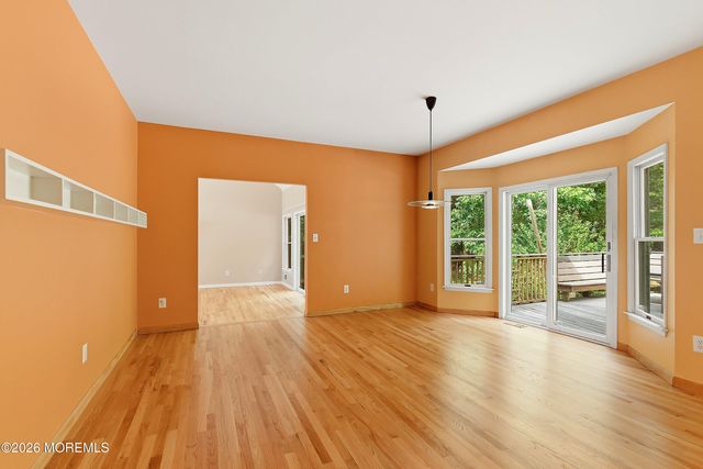 5 Ivy Court, Millstone, NJ 08535
