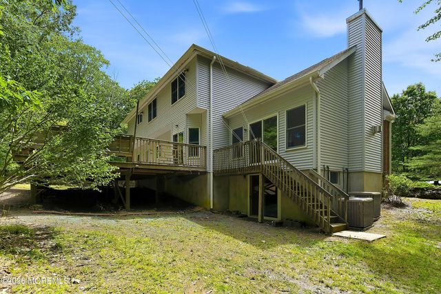 5 Ivy Court, Millstone, NJ 08535