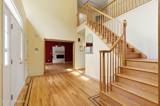 5 Ivy Court, Millstone, NJ 08535