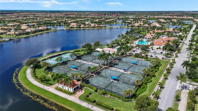 19241 SERAFINA STREET, Venice, FL 34293