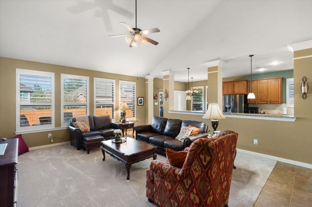 2415 Mesa Glen Drive, Arlington, TX 76001