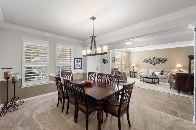 2415 Mesa Glen Drive, Arlington, TX 76001