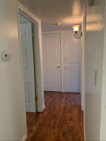 3341 E Pontiac Way, Fresno, CA 93726