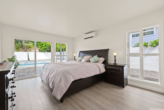 7141 Kukii Street, Honolulu, HI 96825