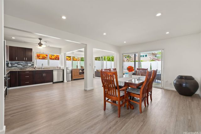 7141 Kukii Street, Honolulu, HI 96825