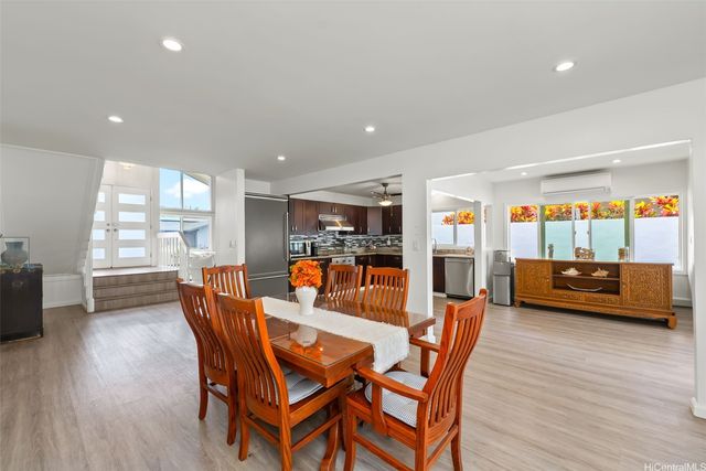 7141 Kukii Street, Honolulu, HI 96825