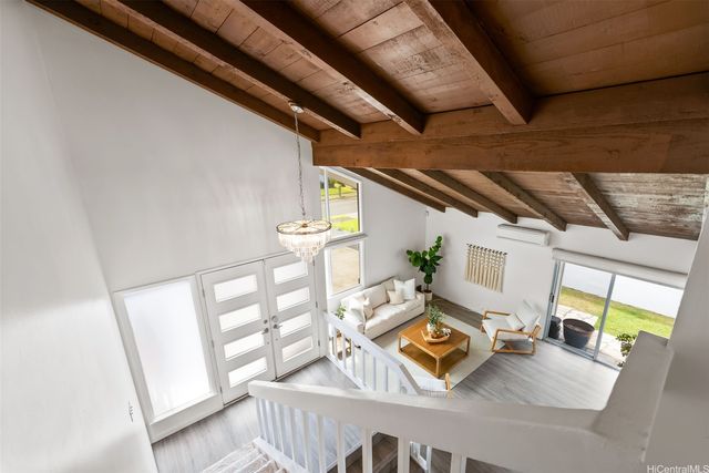 7141 Kukii Street, Honolulu, HI 96825