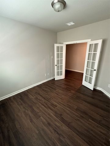 4718 Tanglewood Drive, Haltom City, TX 76137