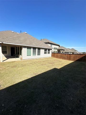 4718 Tanglewood Drive, Haltom City, TX 76137