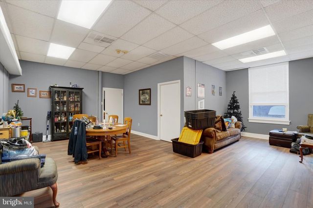 1638 E MARKET ST, York, PA 17403