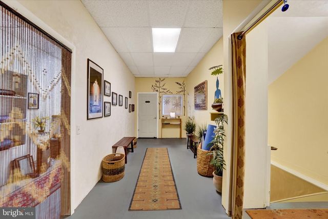 1638 E MARKET ST, York, PA 17403