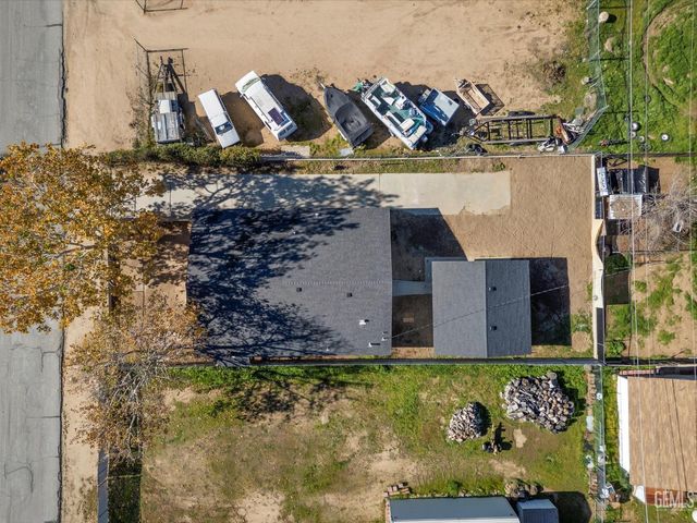 2829 Alta Sierra Avenue, Lake Isabella, CA 93240