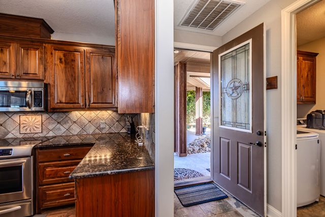 401 Frog Branch Court, Possum Kingdom Lake, TX 76449