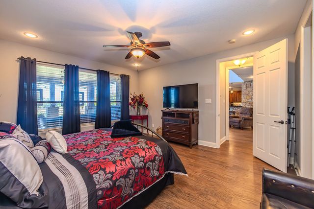 401 Frog Branch Court, Possum Kingdom Lake, TX 76449