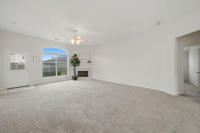 607 29th Avenue N, Texas City, TX 77590
