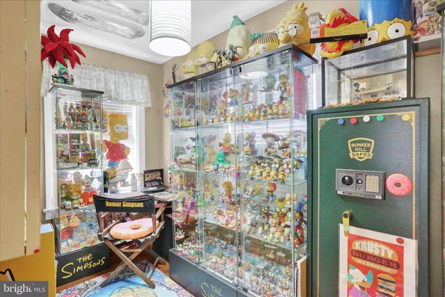 142 W PHILADELPHIA AVE, Boyertown, PA 19512