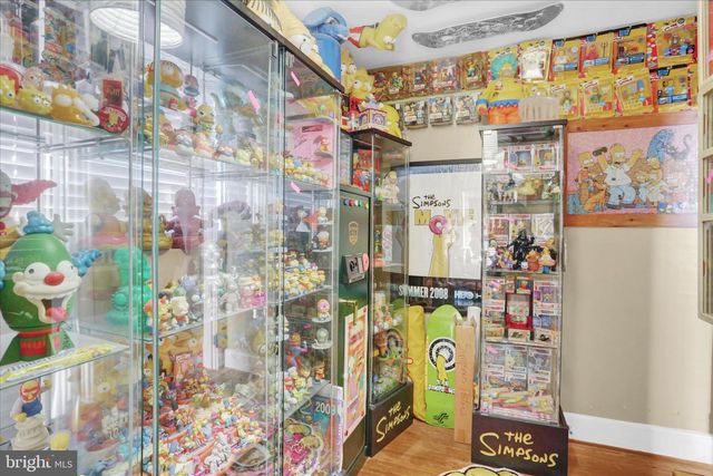 142 W PHILADELPHIA AVE, Boyertown, PA 19512