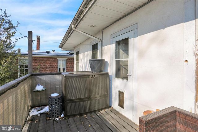 142 W PHILADELPHIA AVE, Boyertown, PA 19512