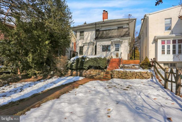 142 W PHILADELPHIA AVE, Boyertown, PA 19512