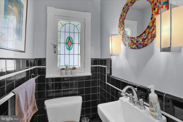 142 W PHILADELPHIA AVE, Boyertown, PA 19512