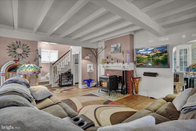 142 W PHILADELPHIA AVE, Boyertown, PA 19512