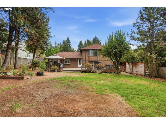 36305 YOCUM Loop, Sandy, OR 97055