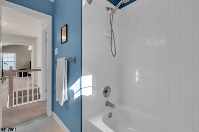 17 Craft Farm Dr, Bridgewater Twp., NJ 08807