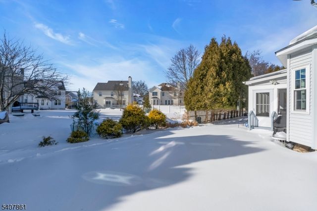 17 Craft Farm Dr, Bridgewater Twp., NJ 08807