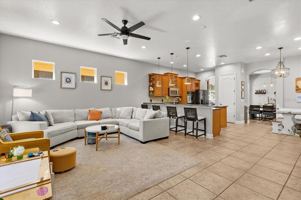 Image 17 of property listing at 8236 VIA BELLA NOTTE, Orlando, FL 32836