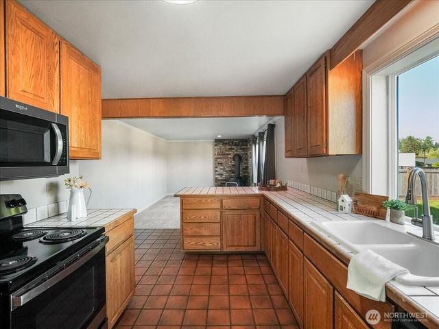 12023 225th Avenue Ct E, Bonney Lake, WA 98391