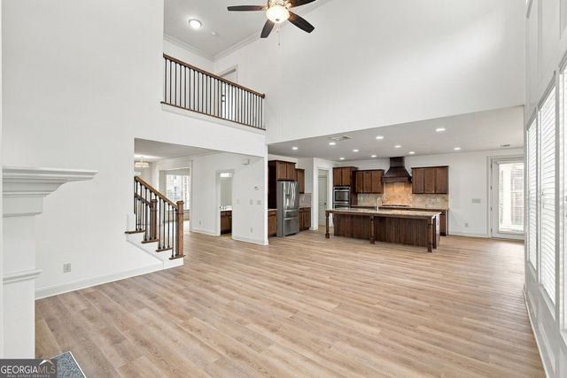 1083 Garner Creek Drive SW, Lilburn, GA 30047