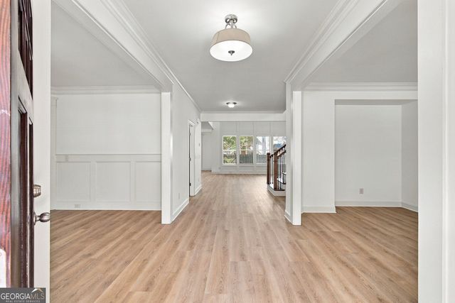 1083 Garner Creek Drive SW, Lilburn, GA 30047