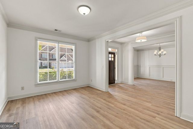 1083 Garner Creek Drive SW, Lilburn, GA 30047