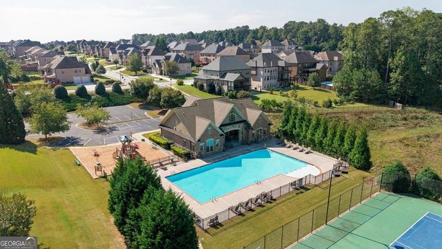 1083 Garner Creek Drive SW, Lilburn, GA 30047