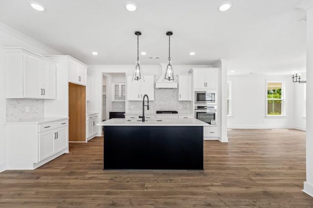 3 Wappoo Trace Lane, Summerville, SC 29486