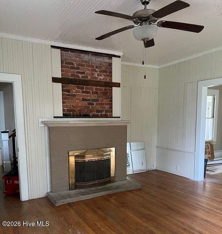 610 Jenkins Avenue, Maysville, NC 28555