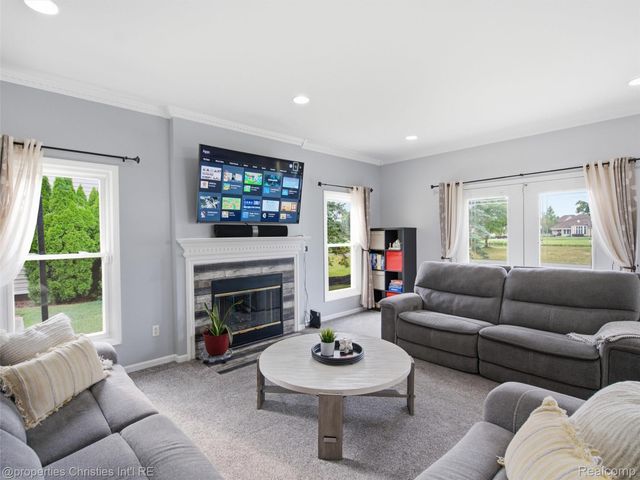 45478 Muirfield Drive, Canton Charter Township, MI 48188