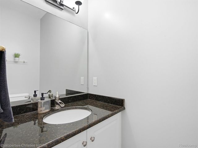 45478 Muirfield Drive, Canton Charter Township, MI 48188