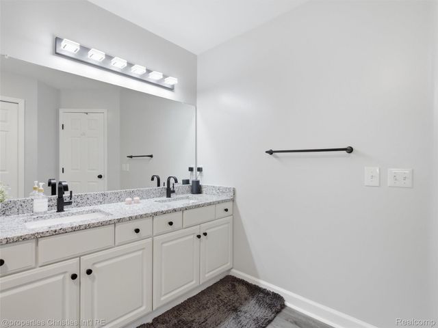 45478 Muirfield Drive, Canton Charter Township, MI 48188