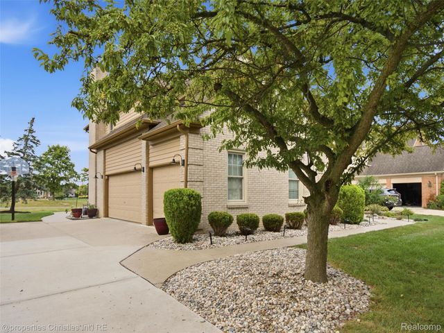 45478 Muirfield Drive, Canton Charter Township, MI 48188