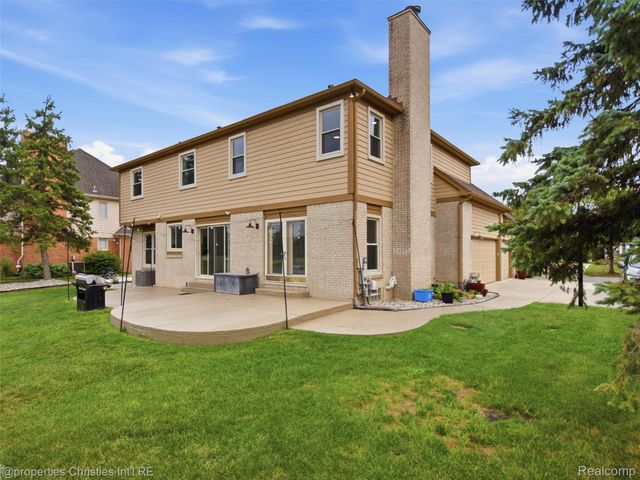 45478 Muirfield Drive, Canton Charter Township, MI 48188