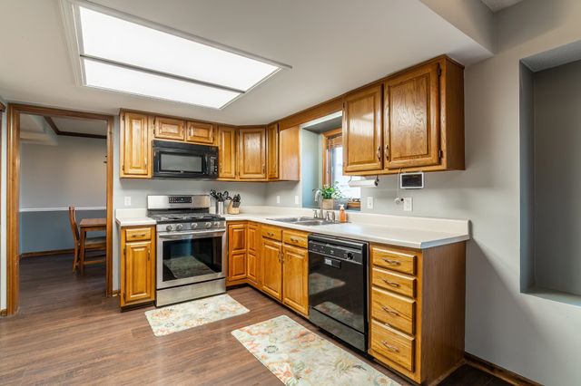 7217 Wood Meadows Lane, Fort Wayne, IN 46835