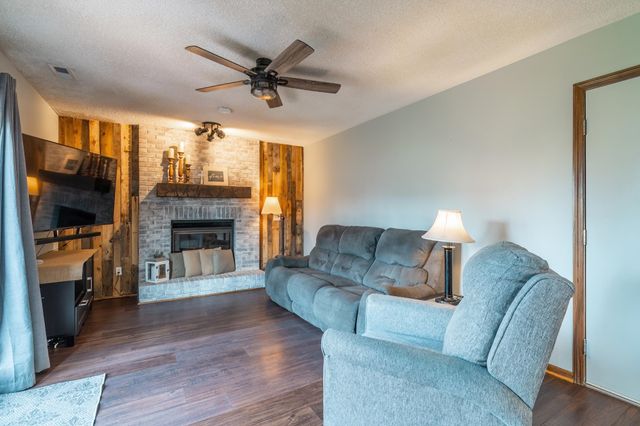 7217 Wood Meadows Lane, Fort Wayne, IN 46835
